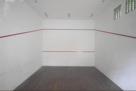 Apartamento à venda com 114m², 3 quartos e 3 vagasÁrea comum - Quadra de Squash