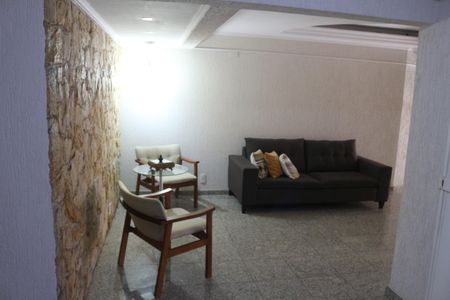 Apartamento à venda com 134m², 3 quartos e 2 vagasHall social