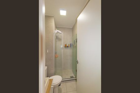 Apartamento à venda com 48m², 2 quartos e 1 vaga Apartamento à venda com 48m², 2 quartos e 1 vagaBanheiro