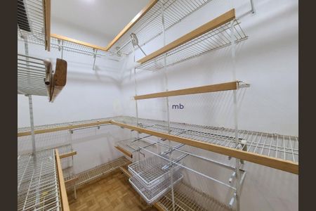 Apartamento à venda com 200m², 4 quartos e 3 vagas