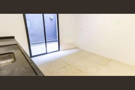 Casa à venda com 135m², 3 quartos e 2 vagas