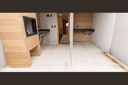 Casa à venda com 135m², 3 quartos e 2 vagas