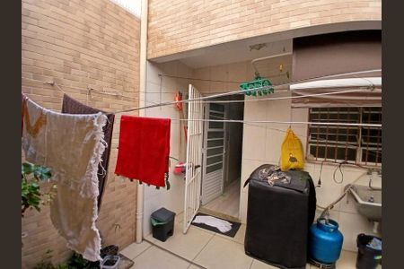 Casa à venda com 160m², 3 quartos e 1 vaga