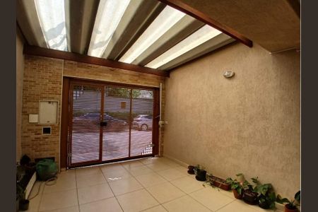 Casa à venda com 160m², 3 quartos e 1 vaga