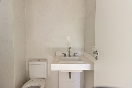 Apartamento à venda com 192m², 3 quartos e 4 vagasBanheiro Suíte 3