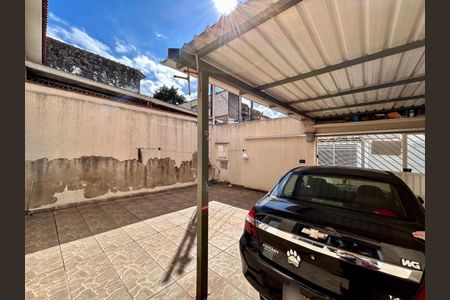 Casa à venda com 120m², 2 quartos e 3 vagas