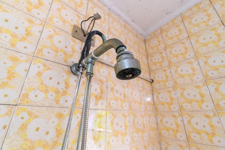 Casa à venda com 210m², 2 quartos e 2 vagas Casa à venda com 210m², 2 quartos e 2 vagasBanheiro Social