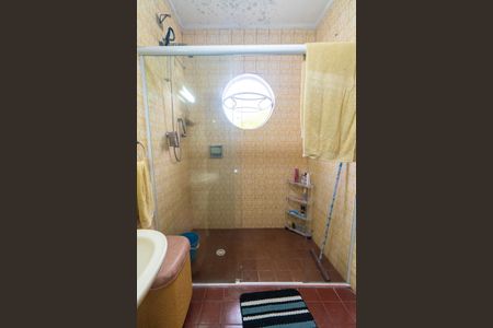 Casa à venda com 210m², 2 quartos e 2 vagas Casa à venda com 210m², 2 quartos e 2 vagasBanheiro Social