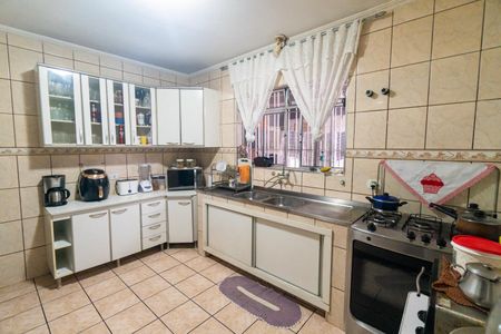 Casa à venda com 210m², 2 quartos e 2 vagas Casa à venda com 210m², 2 quartos e 2 vagasCozinha