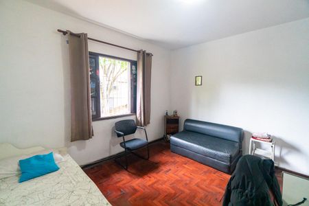 Casa à venda com 210m², 2 quartos e 2 vagas Casa à venda com 210m², 2 quartos e 2 vagasQuarto 2