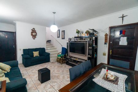 Casa à venda com 210m², 2 quartos e 2 vagas Casa à venda com 210m², 2 quartos e 2 vagasSala