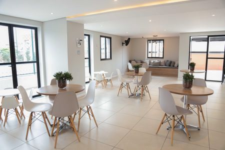 Apartamento à venda com 48m², 2 quartos e 1 vagaÁrea comum 