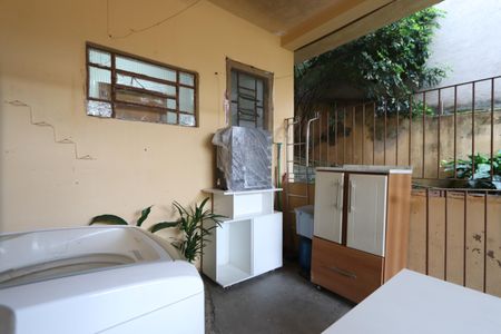 Casa à venda com 180m², 3 quartos e 5 vagasLavanderia - Casa 2