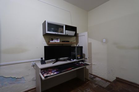 Casa à venda com 180m², 3 quartos e 5 vagasQuarto - Casa 2