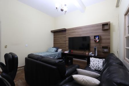 Casa à venda com 180m², 3 quartos e 5 vagasSala - Casa 2