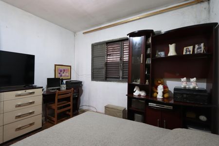 Casa à venda com 180m², 3 quartos e 5 vagasQuarto 1 - Casa 1