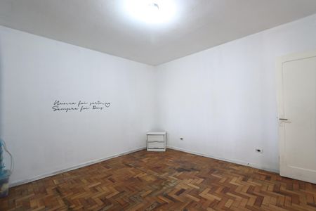 Casa à venda com 180m², 3 quartos e 5 vagasQuarto 2 - Casa 1