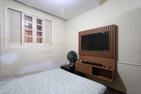 Casa à venda com 180m², 3 quartos e 5 vagasQuarto - Casa 2