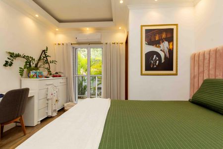 Casa à venda com 230m², 3 quartos e 2 vagasQuarto Suíte  3