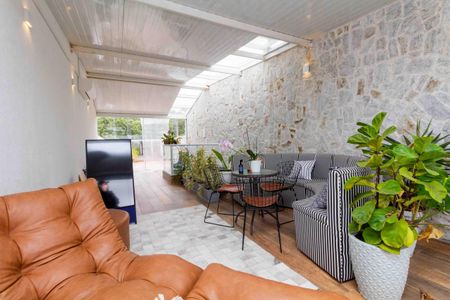 Casa à venda com 230m², 3 quartos e 2 vagasVaranda gourmet