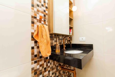 Casa à venda com 230m², 3 quartos e 2 vagasBanheiro da Suíte 3