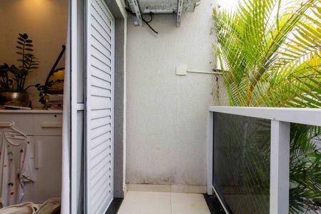 Casa à venda com 230m², 3 quartos e 2 vagasVaranda