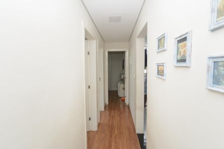 Apartamento à venda com 53m², 2 quartos e 1 vagaCorredor de Acesso aos Quartos
