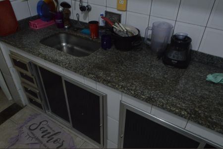 Casa para alugar com 77m², 2 quartos e sem vagaCozinha