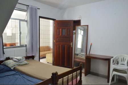 Casa para alugar com 77m², 2 quartos e sem vagaQuarto 1