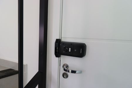 Apartamento à venda com 112m², 2 quartos e 1 vagaSala - Fechadura Eletrônica