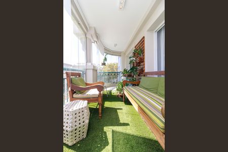 Apartamento à venda com 238m², 4 quartos e 4 vagas Apartamento à venda com 238m², 4 quartos e 4 vagasSala - Varanda