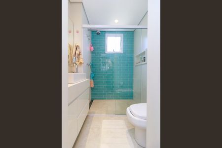 Apartamento à venda com 238m², 4 quartos e 4 vagas Apartamento à venda com 238m², 4 quartos e 4 vagasSuíte 2 - Banheiro