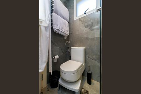 Apartamento à venda com 238m², 4 quartos e 4 vagas Apartamento à venda com 238m², 4 quartos e 4 vagasSuíte Principal - Banheiro