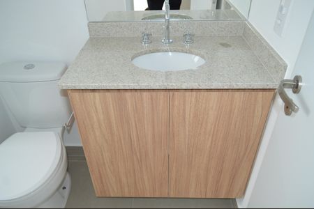 Apartamento para alugar com 100m², 3 quartos e 2 vagasBanheiro da Suíte 1