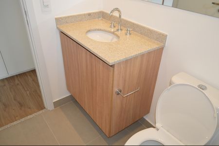 Apartamento para alugar com 100m², 3 quartos e 2 vagasBanheiro da Suíte 2