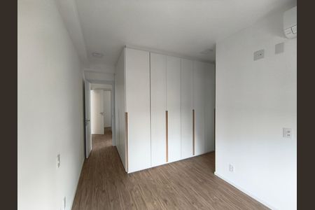 Apartamento para alugar com 100m², 3 quartos e 2 vagasSuíte 2
