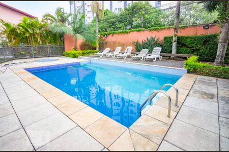 Apartamento à venda com 70m², 3 quartos e 1 vagaÁrea comum - Piscina