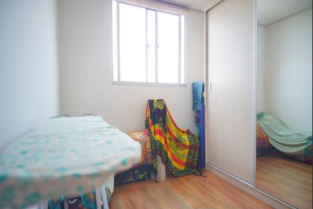 Apartamento à venda com 43m², 2 quartos e 1 vagaQuarto 2