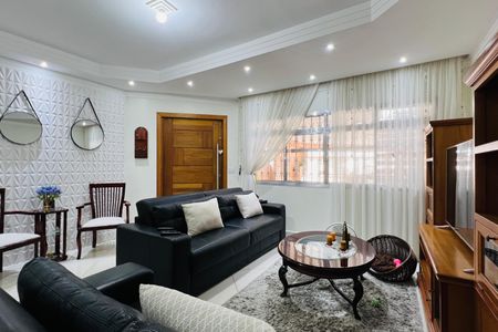 Casa à venda com 170m², 3 quartos e 4 vagasSala