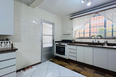 Casa à venda com 170m², 3 quartos e 4 vagasCozinha