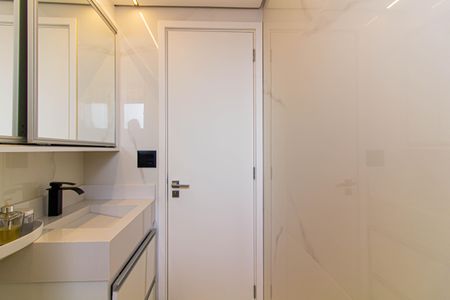 Apartamento à venda com 154m², 3 quartos e 3 vagasBanheiro da Suíte 2