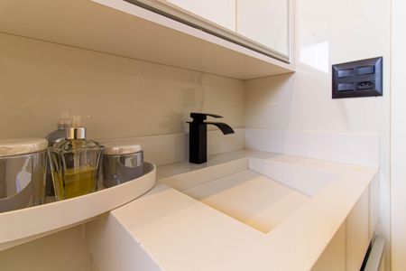 Apartamento à venda com 154m², 3 quartos e 3 vagasBanheiro da Suíte 2