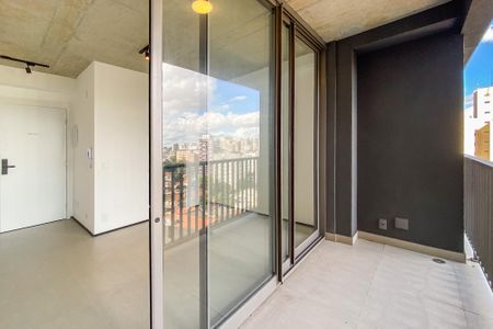 Studio para alugar com 25m², 1 quarto e sem vaga Studio para alugar com 25m², 1 quarto e sem vagaVaranda