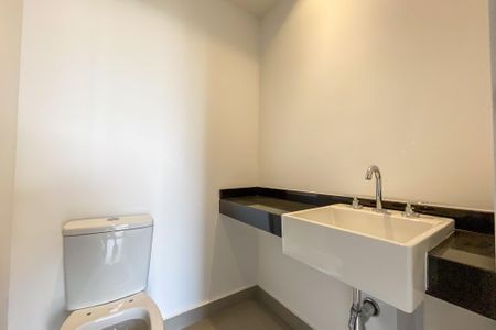 Studio para alugar com 25m², 1 quarto e sem vaga Studio para alugar com 25m², 1 quarto e sem vagaBanheiro