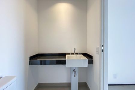 Studio para alugar com 25m², 1 quarto e sem vaga Studio para alugar com 25m², 1 quarto e sem vagaBanheiro