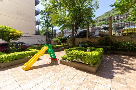 Apartamento para alugar com 61m², 2 quartos e 1 vaga Apartamento para alugar com 61m², 2 quartos e 1 vagaÁrea comum - Playground