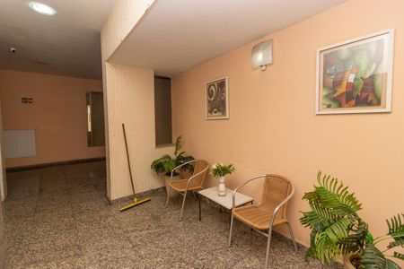 Apartamento para alugar com 61m², 2 quartos e 1 vaga Apartamento para alugar com 61m², 2 quartos e 1 vagaHall social