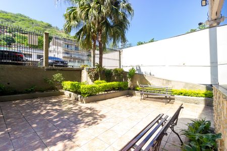 Apartamento para alugar com 61m², 2 quartos e 1 vaga Apartamento para alugar com 61m², 2 quartos e 1 vagaJardim