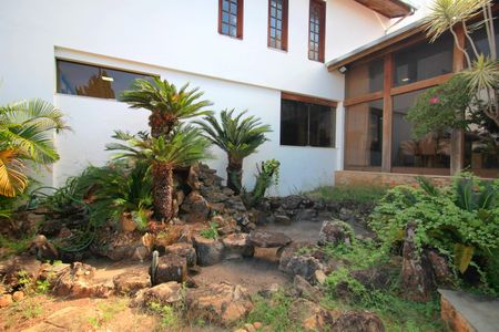 Casa à venda com 800m², 5 quartos e 10 vagasCascata