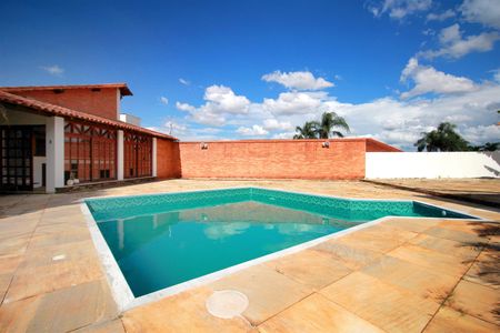 Casa à venda com 800m², 5 quartos e 10 vagasPiscina